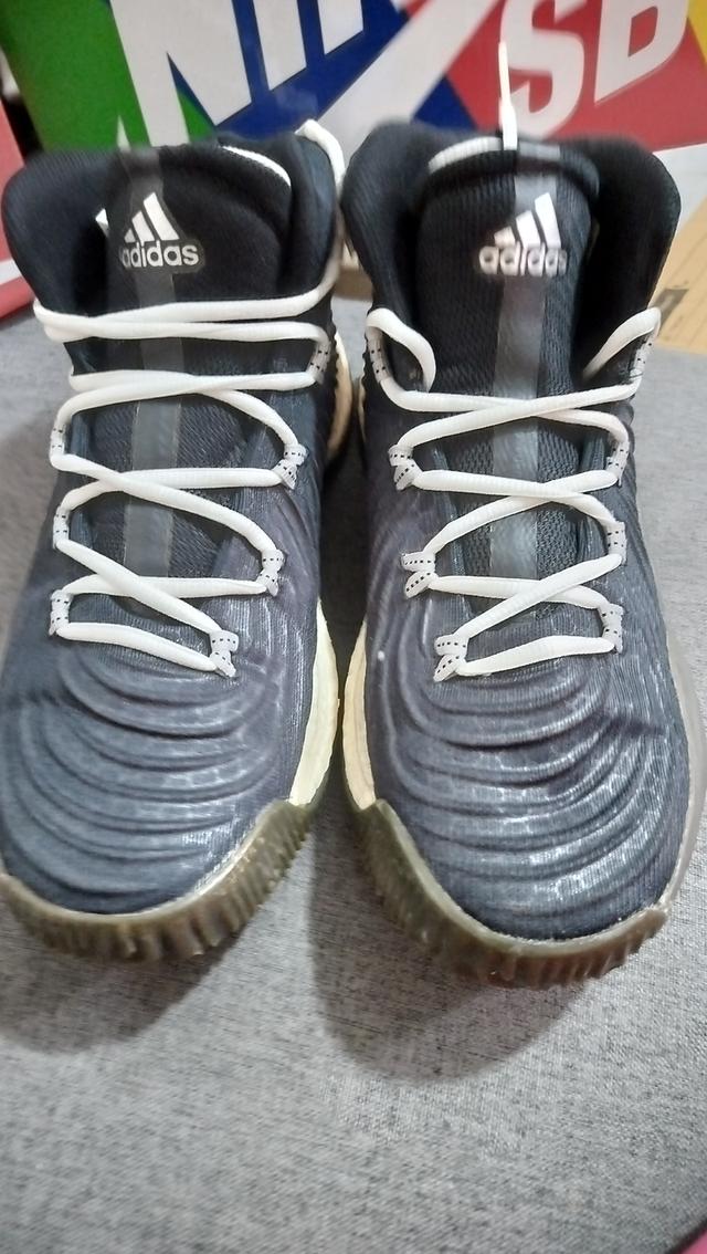 รองเท้ามือ2 2