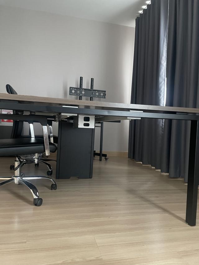 โต๊ะประชุม/โต๊ะทำงาน 6