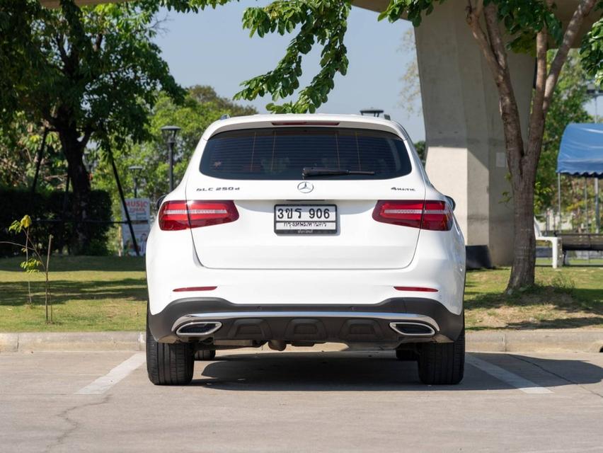 Mercedes Benz GLC 250d 4Matic Amg Dynamic (W253)  2018 จด 2023 รถหรูใช้น้อย สวยจัด 5