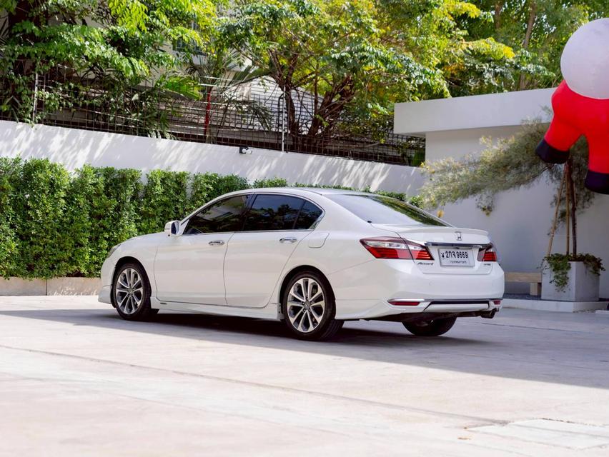 Honda Accord 2.0EL ปี 2016 ✨ #ประกันเครื่องเกียร์3ปี / 30,000 km.✨️ 2