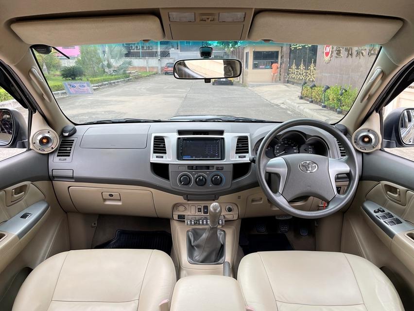 ขาย Toyota Vigo 2.5E ปี12 9