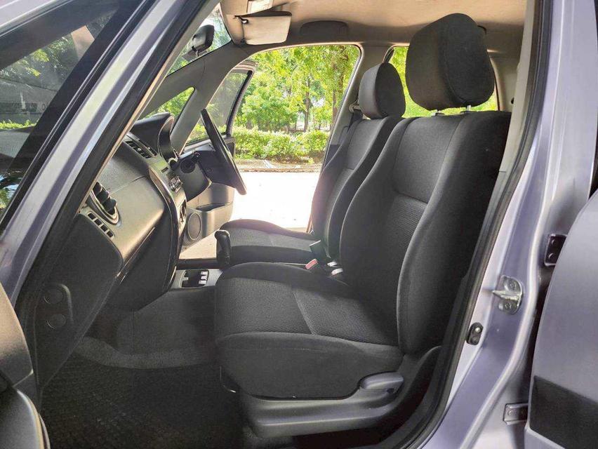 Suzuki SX4 X-Over 1.6 Hatchback AT ปี 2011 15