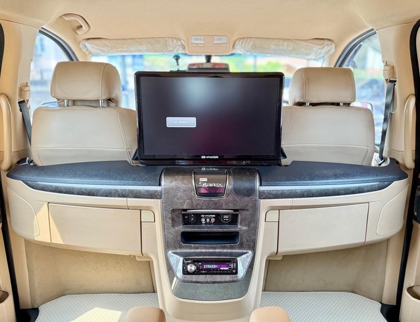 ขาย Hyundai Crandstarex 2.5Vip ปี13 17