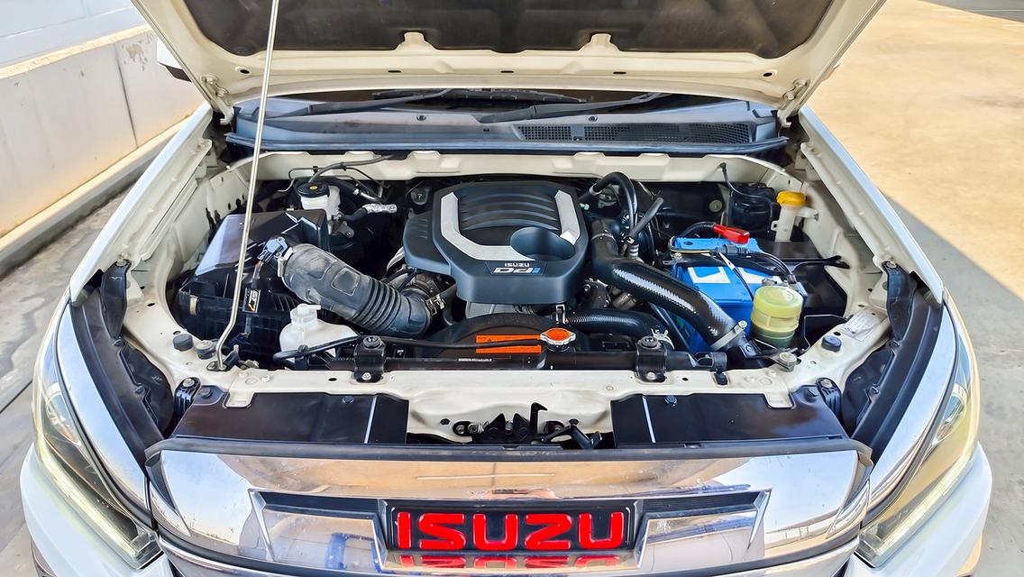 Isuzu D Max space cab ปี 2017 รูปที่ 8