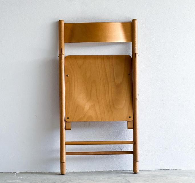 เก้าอี้ไม้พับ 2