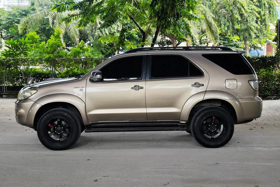 🚗 2006 Toyota Fortuner 3.0 V 4WD AT รูปที่ 8