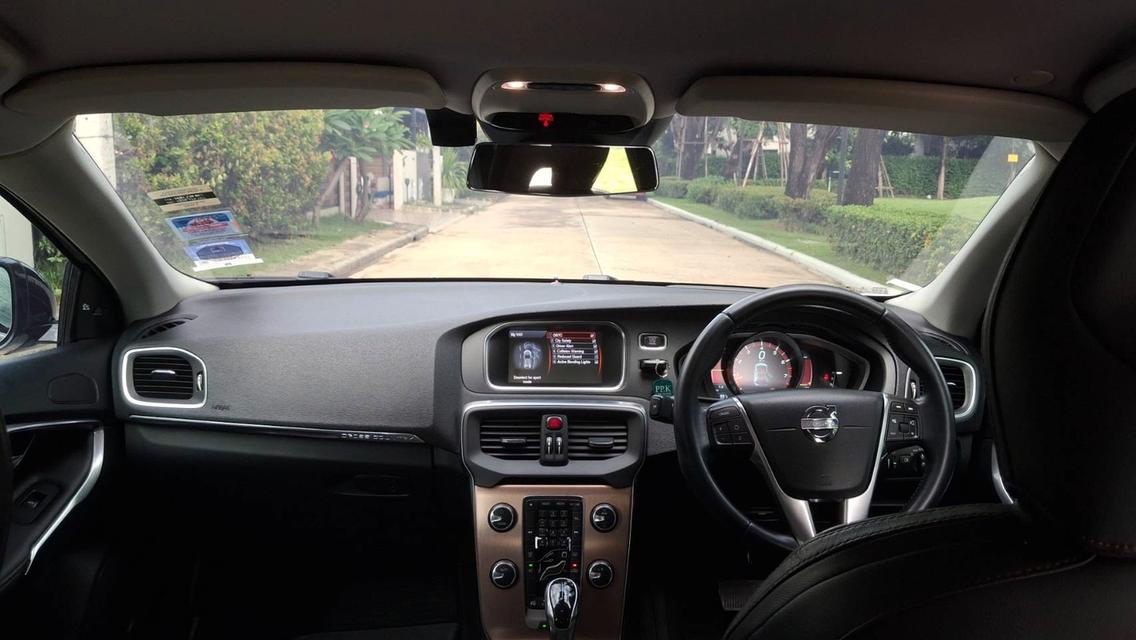 ปี2015 Volvo V40 Cross Country T5 ไมเนอร์ TOP สภาพสวย มือเดียว รูปที่ 16