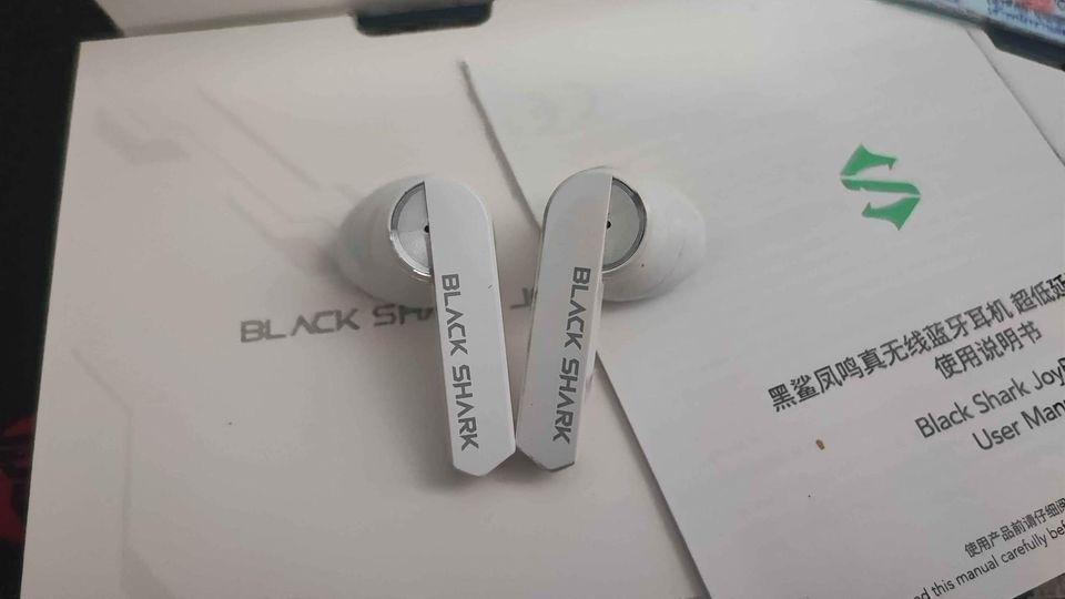 ส่งต่อ Black Shark Joybuds สีขาว 1