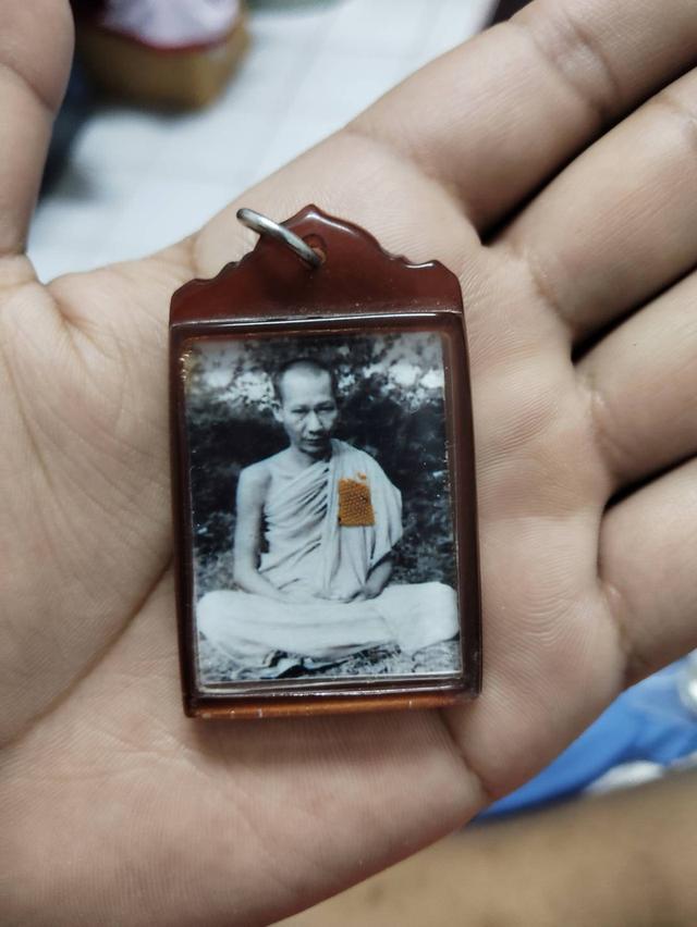 รูปถ่ายหลวงพ่อเกษม ติดจีวร 1นิ้ว ปี18