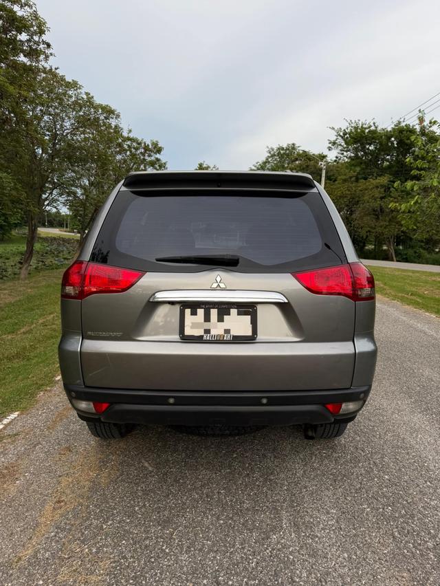 Mitsubishi Pajero Sport 2.5GT A/T ปี 2014 สีเทา  9