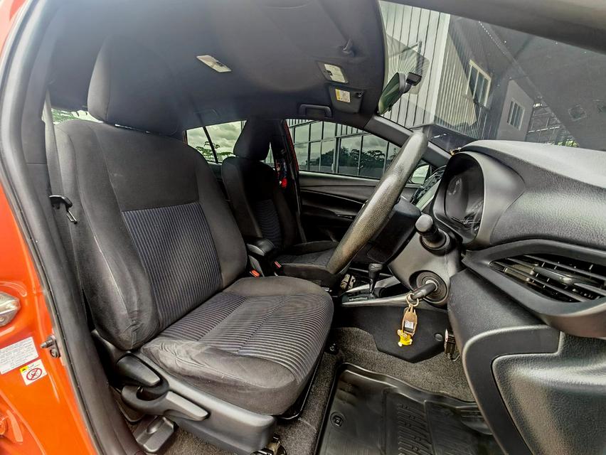 2018 TOYOTA YARIS 1.2 J  8