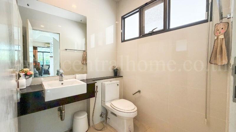 บ้านเดี่ยว เพอร์เฟค มาสเตอร์พีซ เลคไซด์ รังสิต หลังมุม ถูกสุดในโครงการ 15