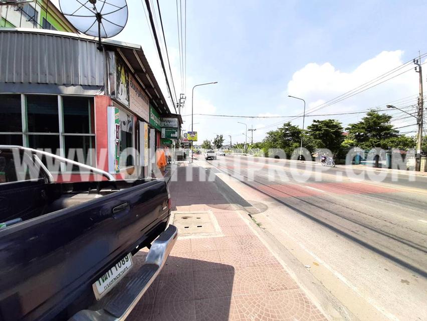 อาคารพาณิชย์ ซ.วัดลาดปลาดุก บางบัวทอง 10