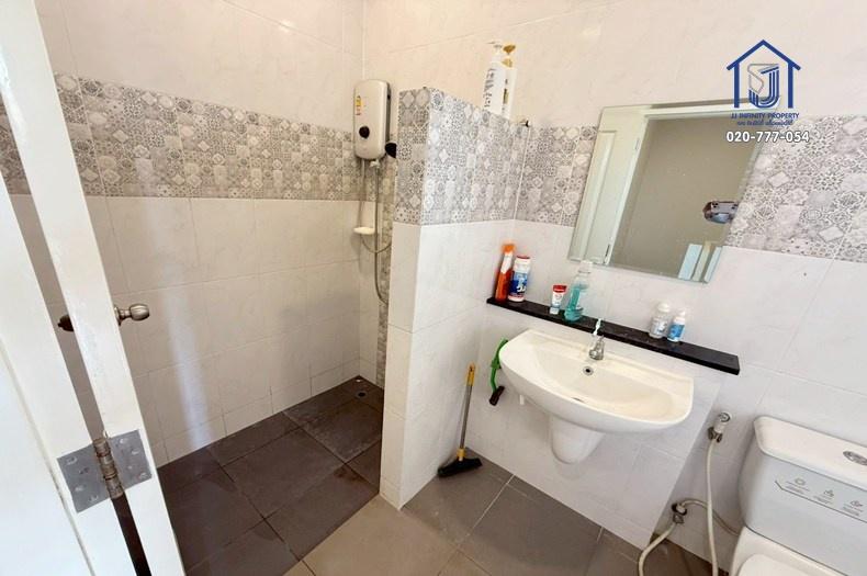 ขายทาวน์โฮม 2 ชั้น ซอยทรงพล 1 หลังมุม ลำลูกกา คลอง 2 ใกล้ BTS สถานีคูคต 8