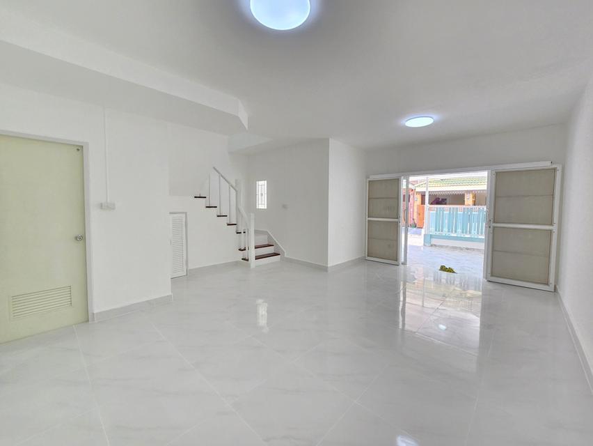 ขายทาวน์เฮ้าส์ หมู่บ้านพฤกษาบี ซ. 28/3 (โทรสอบถามราคา) 4