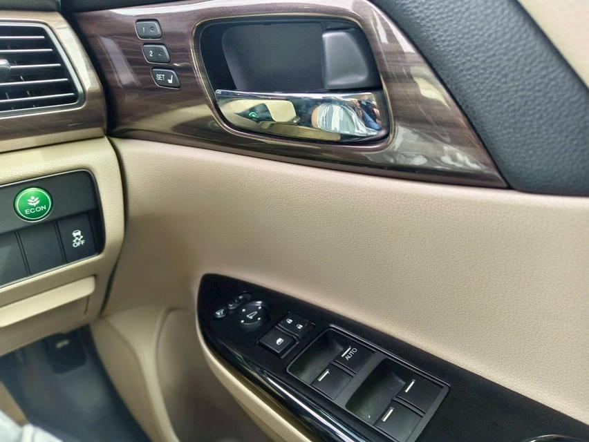 Honda Accord G9 2.0 EL เกียร์ Auto สีดำ ปี 2016 แท้ 17