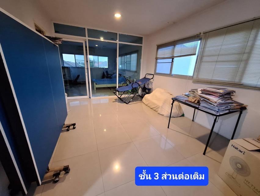 ขายบ้านเดี่ยว 2 ชั้น (สร้างเพิ่มเติมด้านหลังอีก 1 อาคาร 3 ชั้น) 55 ตร.วา (พื้นที่จริง 59 ตร.วา) ม.ลาดพร้าววิลเลจ นาคนิวาส 42 7