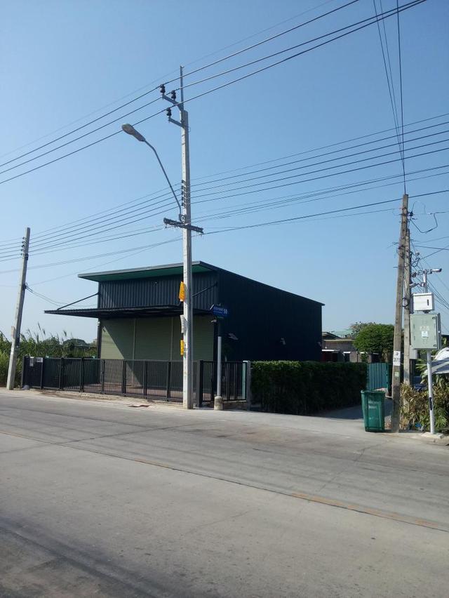 ขายที่ดินพร้อมสิ่งปลูกสร้าง ติดถนนศาลาธรรมสพน์ พุทธมณฑลสาย3 1