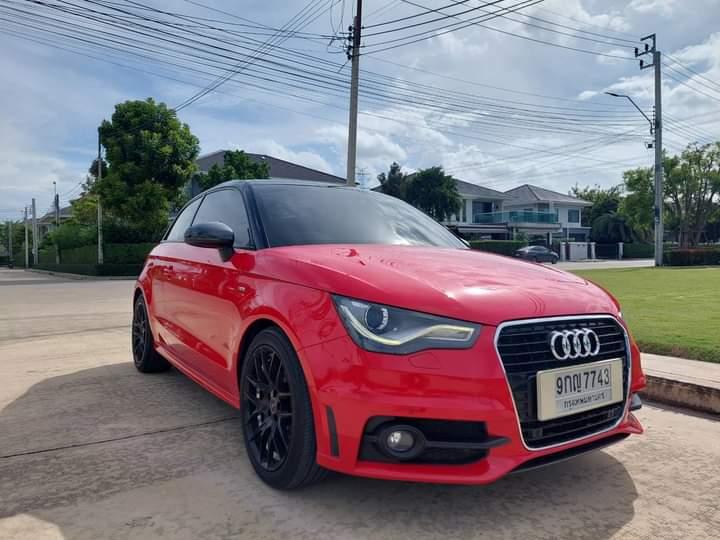 Audi A1 สีแดง 9