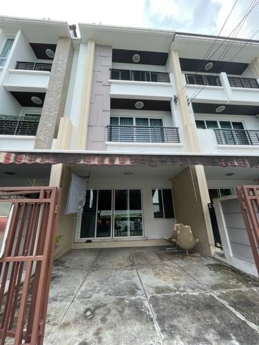 ให้เช่าทาวน์โฮม โครงการ บ้านกลางเมือง Banklangmueng Ladprao ลาดพร้าว 71 นาคนิวาส 34 ใกล้ Central Eastvilleรร.สตรีวิทยา 2 11