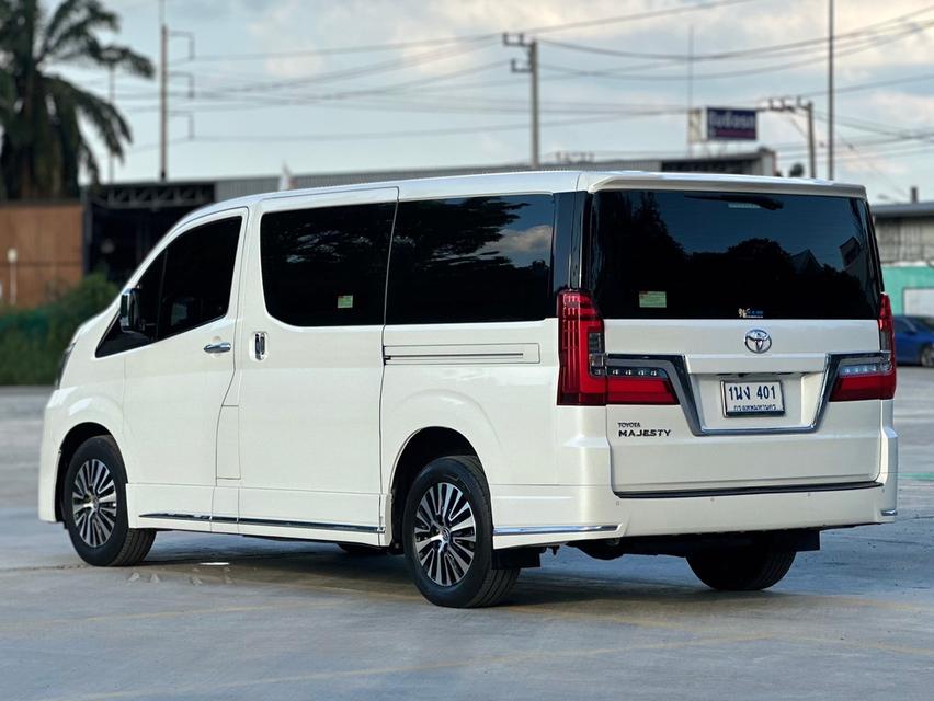 รหัสรถ PAT401 Toyota Majesty 2.8 Premium 6A/T สีขาวมุก ปี 2020 6