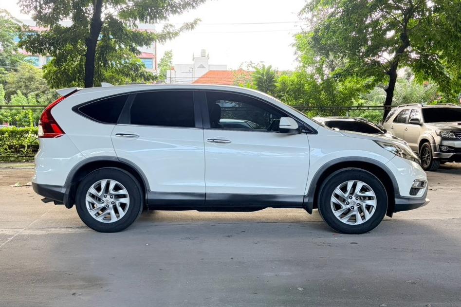 2015 Honda CRV 2.0 E 4WD AT ออฟชั่นครบ 4WD รูปย่อยที่ 4