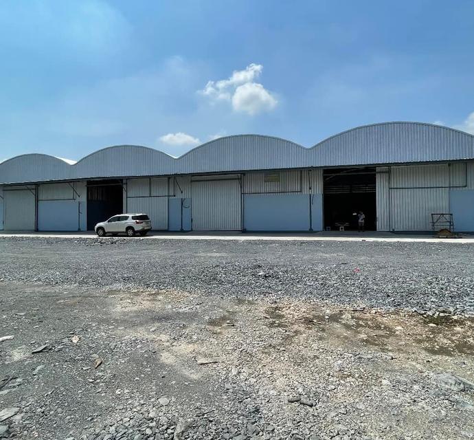 #ให้เช่าโกดังสร้างใหม่บางน้ำจืดกระทุ่มแบน จ สมุทรสาคร   พื้นที่โกดัง 300 ตร.ม อยู่ใกล้ถนนเอกชัย  บางบอน ถนนพระราม2  ออฟฟิศ & ห้องน้ำ  1