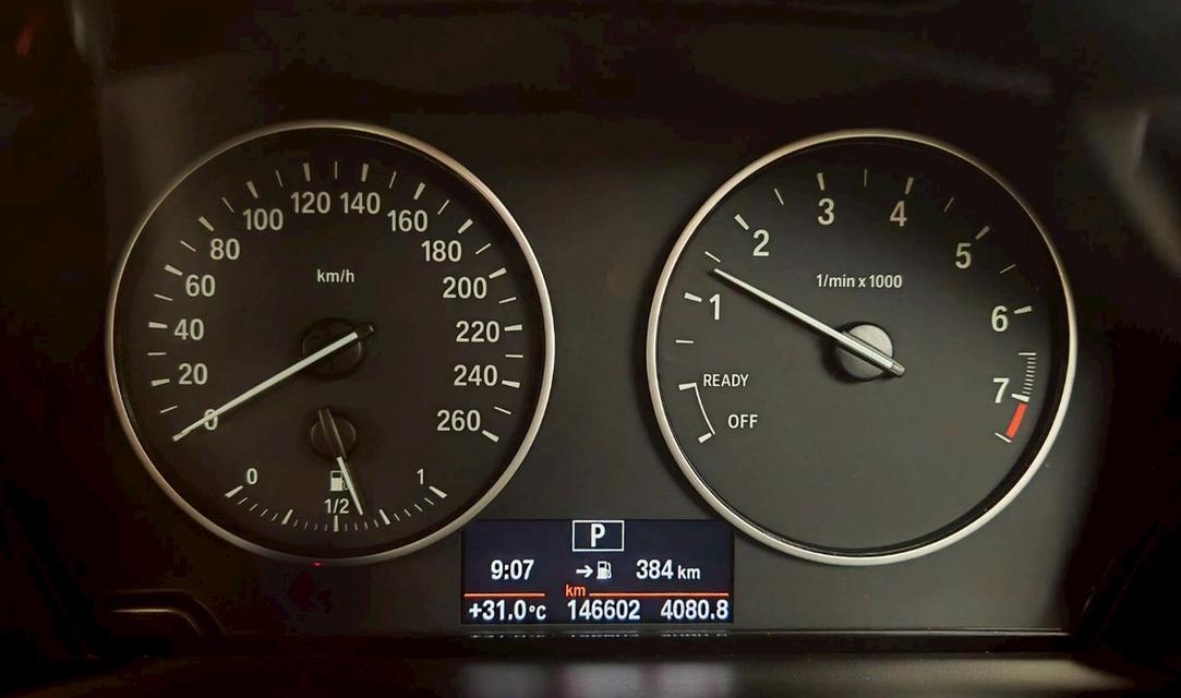 2015 BMW 116i F20 5ประ รูปที่ 5
