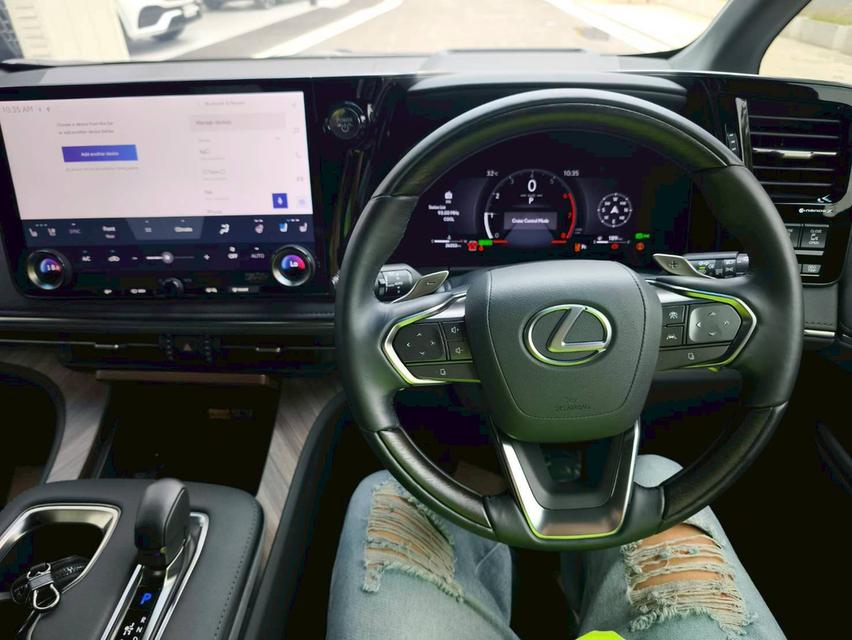 รหัสรถ KPV8680 2025 LEXUS LM 350h EXECUTIVE 7 SEAT