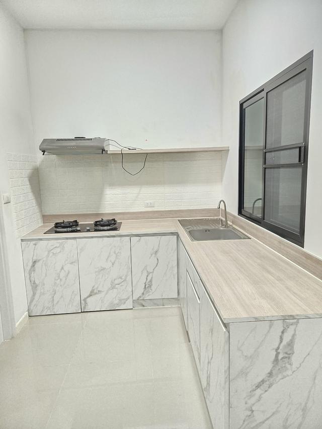 ให้เช่าทาวน์โฮม(บ้านใหม่) โครงการ : เดอะคอนเนค สุวรรณภูมิ4 ซ.กิ่งแก้ว 37 (ใกล้สนามบินสุวรรณภูมิ) 2