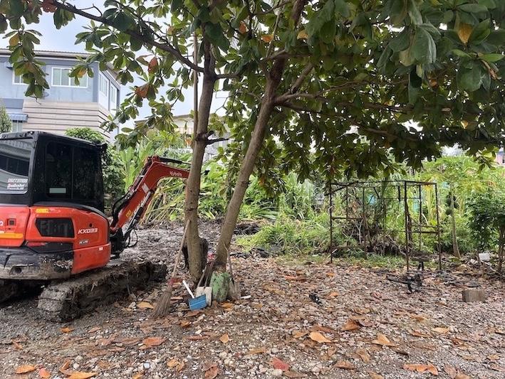 ขายวาละ 45,000 ที่ดิน 191 วา ซอยเพชรเกษม 68 แยก 30 ใกล้เดอะมอลล์บางแค 3