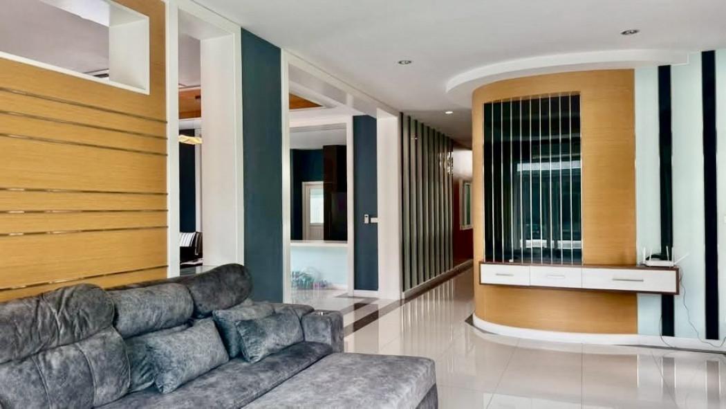 ให้เช่าบ้านหรู Perfect Masterpiece พระราม 9 ที่ดิน 200 ตร.ว. • พื้นที่ใช้สอย 600 ตร.ม. • มีสระว่ายน้ำส่วนตัว • Fully Fur 6