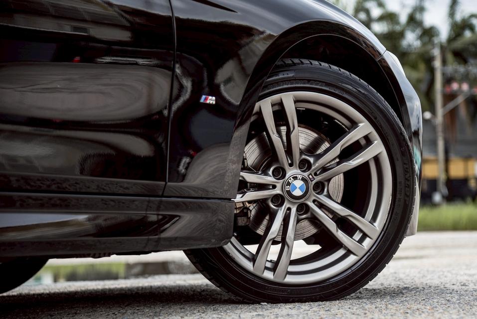 รหัสรถ CBL8930 BMW 330e M Sport LCI F30 AT 2019 10