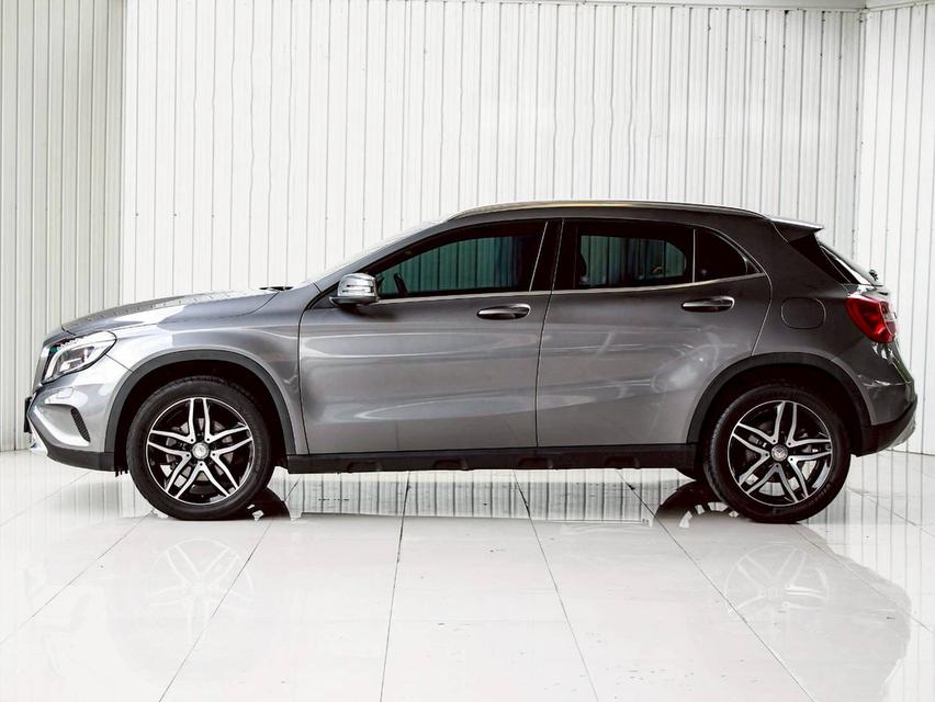BENZ GLA-CLASS, 200 ปี 2017 โฉม W156 ปี14-20