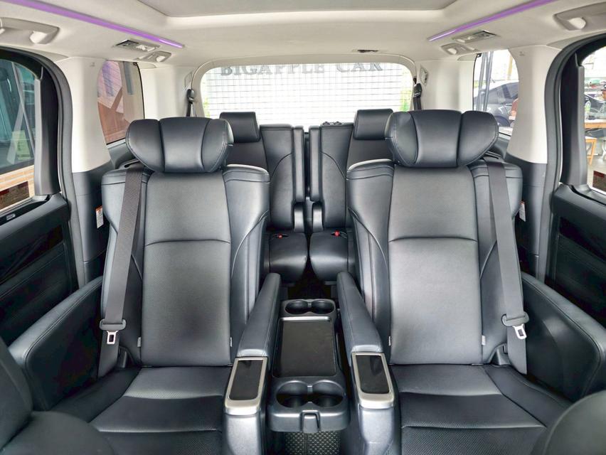 รหัสรถ BAC7322 🔥 รถตู้สุดหรูสาย VIP มาแล้ว! Toyota Vellfire 2.5 Z G Edition ปี 2018 สีขาว สภาพป้ายแดง! 🔥 16