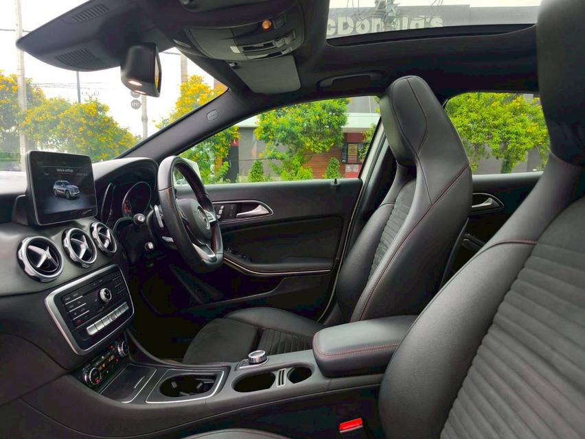รหัสรถ KPV6959 2020 BENZ GLA-250 AMG สีขาว 8