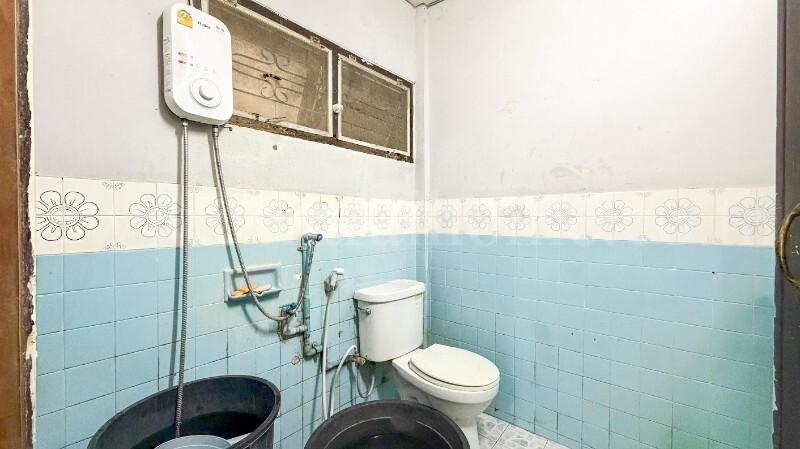 ทาวน์เฮ้าส์ ชั้นเดียว พงษ์เพชร เคหะ แจ้งวัฒนะ 14 ราคาถูก ขายตามสภาพ 9