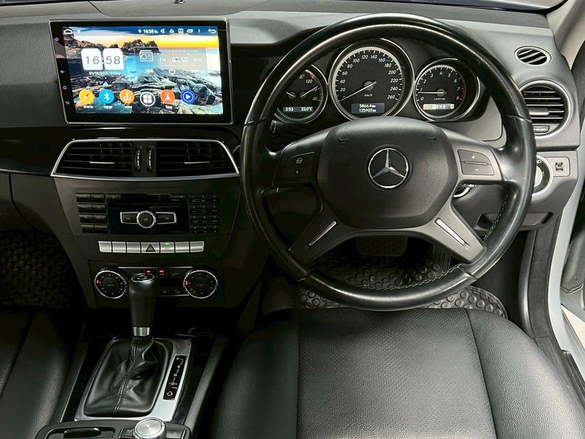 Mercedes-Benz C200 1.8 W204 Elegance CGI BlueEFFICIENCY Sedan 6