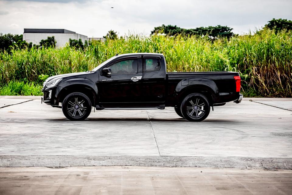 ISUZU D-MAX Hi-lander Cab 1.9 Ddi L ปี 2018 สีดำ ไมล์แท้ 80,000 10