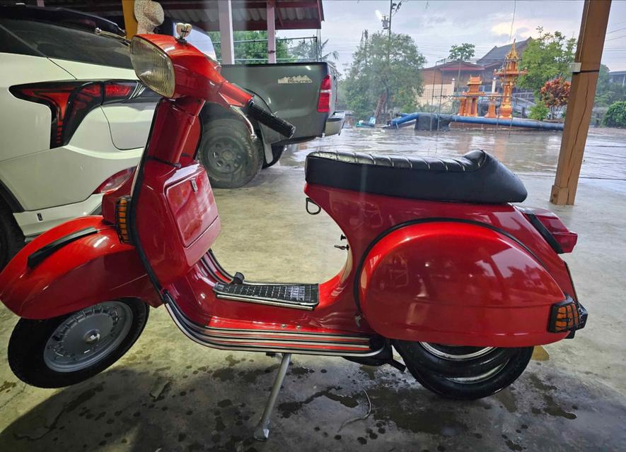 Vespa PX ปี 1984 สีแดงสวยพร้อมใช้งาน 2