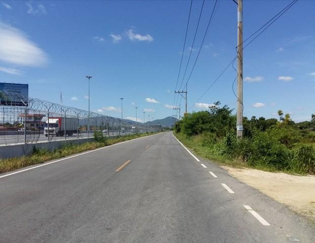 ให้เช่าที่ดินนาป่าชลบุรี ให้เช่าเหมาที่ดินใกล้มอเตอร์เวย์เนื้อที่ 2 ไร่ นาป่า เมืองชลบุรี ที่ดินเหมาะทำการเกษตร แคมป์คนง 6