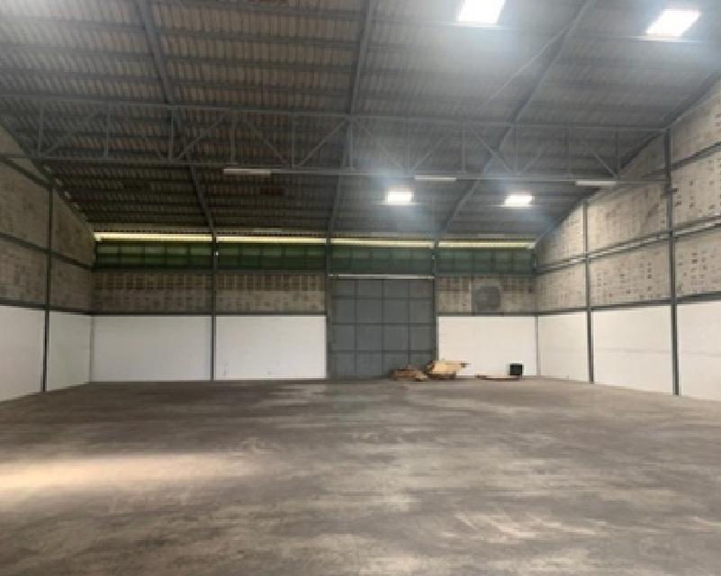 ให้เช่าโกดังพร้อมสำนักงาน พื้นที่ 800 ตารางเมตร ริมถนนบางนา-ตราด ขาออก บางนา กม.11.5 5