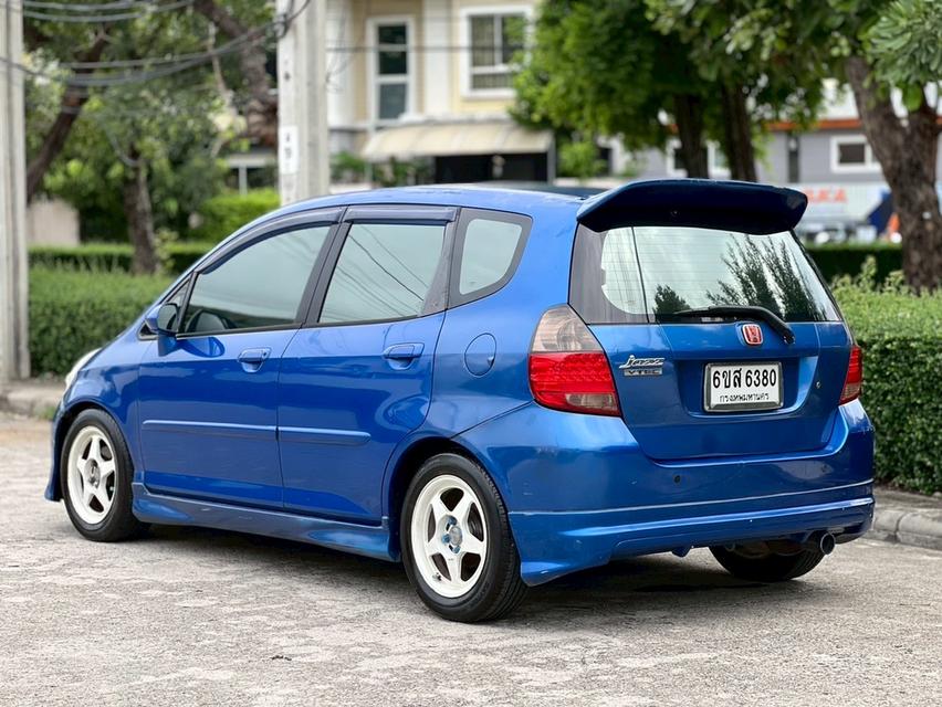 Honda Jazz GD 1.5 VTEC เครื่องยนต์: เบนซิน เกียร์:ออโต้ ปี: 2004 สี:น้ำเงิน รูปที่ 4
