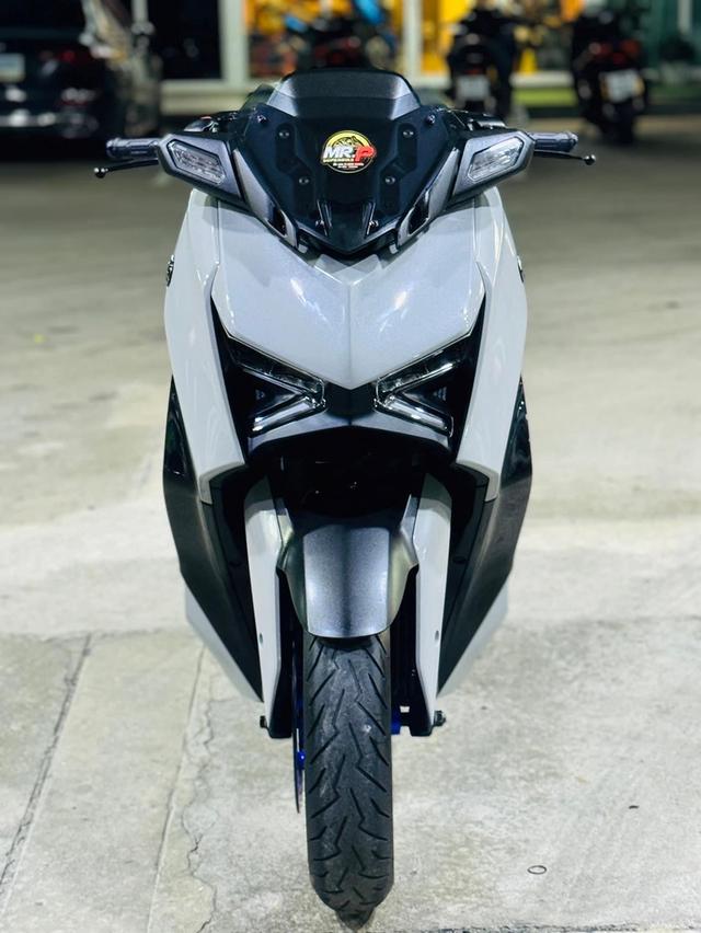 Yamaha Xmax 300 ปี 2023 สีเทาแลมโบ 3