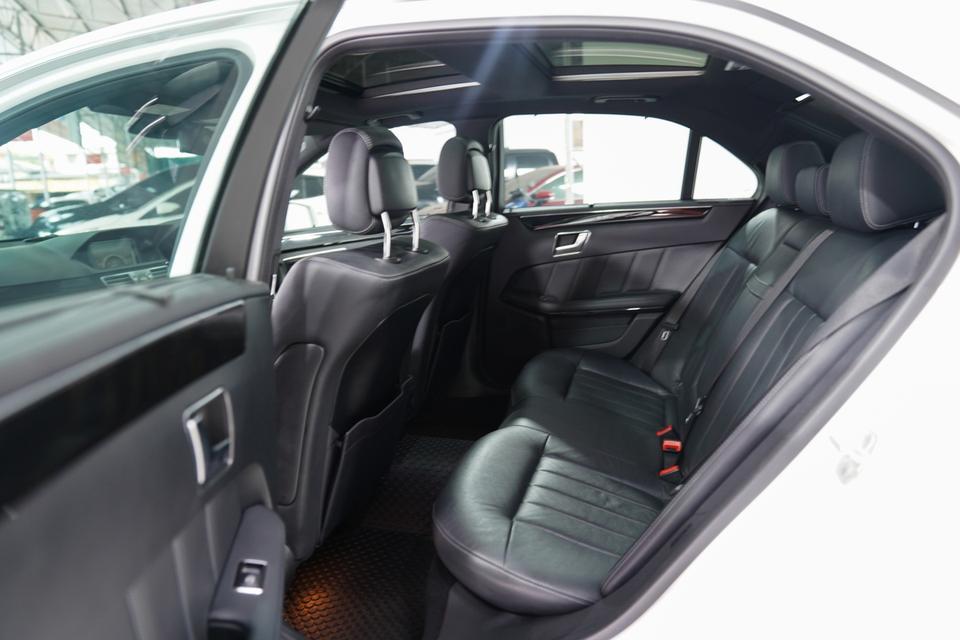 BENZ E300 2.2 BLUE TEC HYBRID AT ปี2013 10