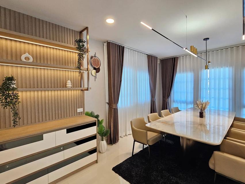 ขายหรือเช่าบ้านเดี่ยวแถวบางนา หมู่บ้านเซนโทร บางนา 18