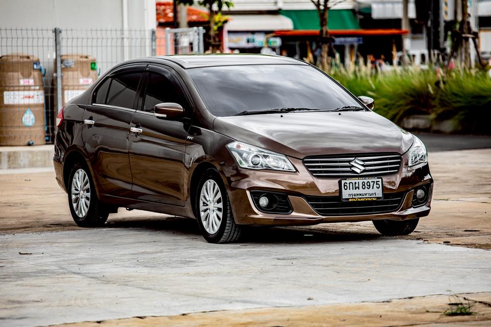 Suzuki Ciaz 1.25 GLX ปี 2017 สีน้ำตาล มือเดียวป้ายแดง