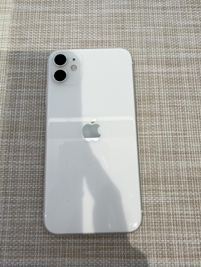 iPhone 11 128gb สีขาว