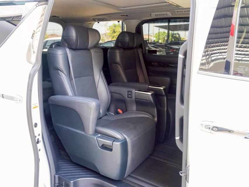 TOYOTA ALPHARD 2.5 SC PACKAGE  ปี 2022  #ประกันเครื่องเกียร์ 3 ปี 30,000 km. ✨️ 7