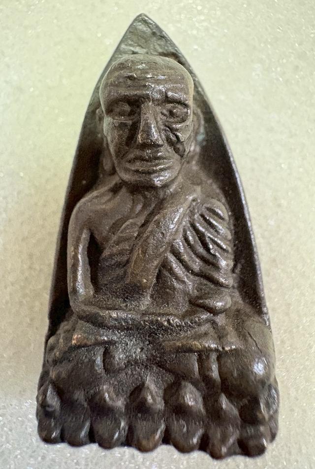 หลวงปู่ทวด วัดคอกหมู